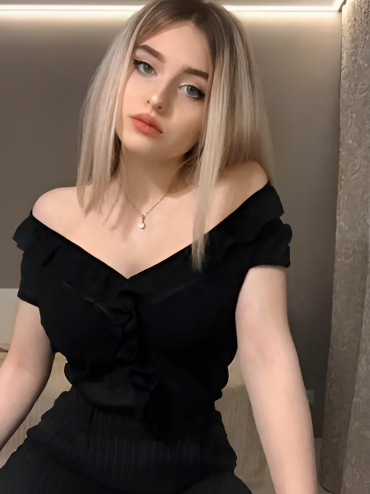 Кира привлекальеная девушка из Нурлат цена от 3000 руб