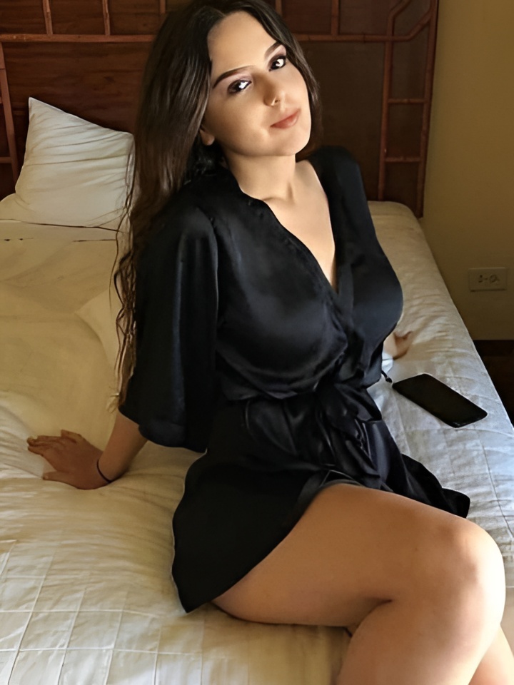 Полина привлекальеная девушка из Нурлат цена от 10000 руб