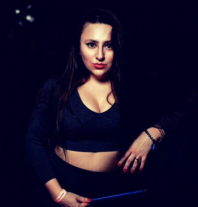 Люда привлекальеная девушка из Нурлат цена от 3500 руб