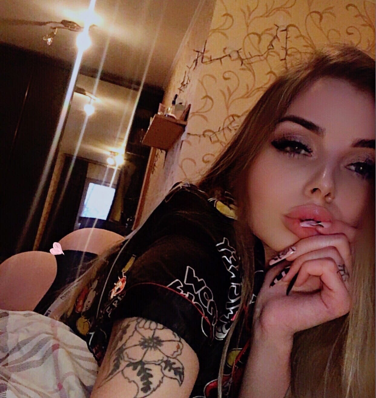 Регинка привлекальеная девушка из Нурлат цена от 3000 руб