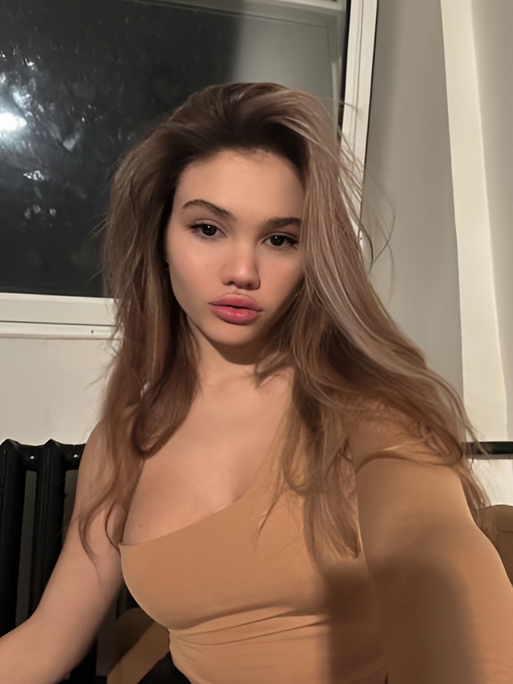 Индивидуалка Камилла, доступна для личного знакомства от 10000 руб