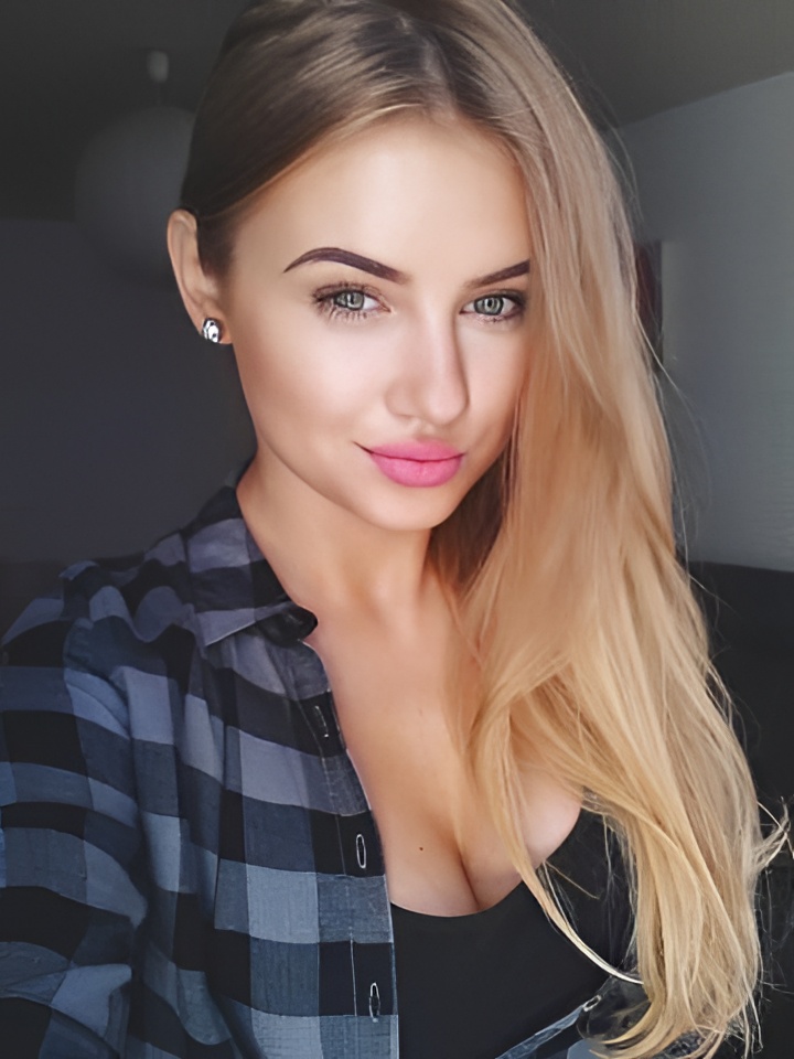 Индивидуалка Таира, доступна для личного знакомства от 10000 руб