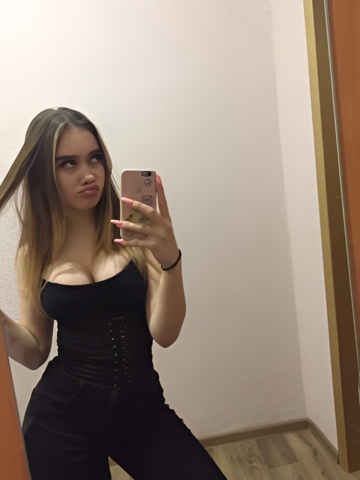 Индивидуалка Услада, доступна для личного знакомства от 2000 руб