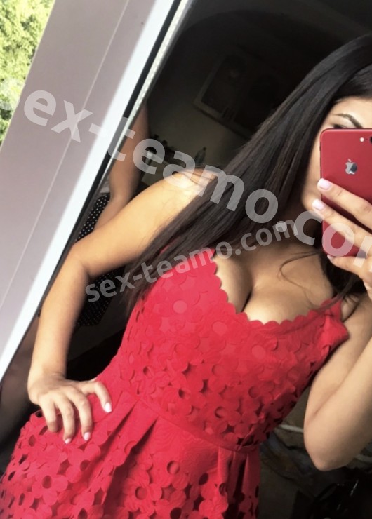 Карина привлекательная девушка из Нурлат цена от 3500 руб