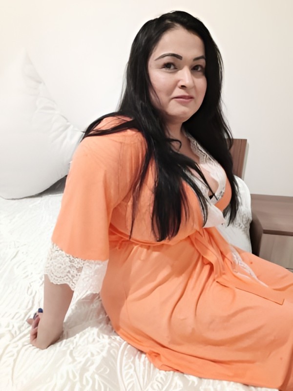 Лилия привлекательная девушка из Нурлат цена от 1500 руб