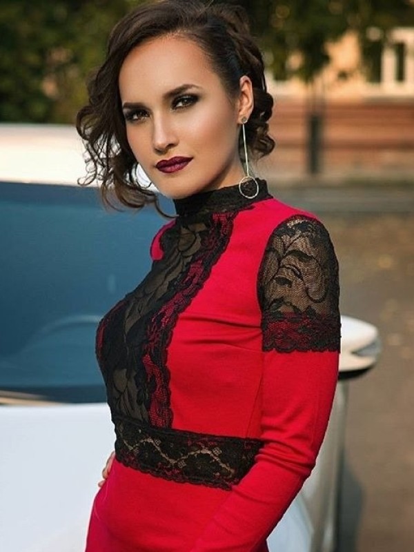 Душечка привлекательная девушка из Нурлат цена от 3500 руб