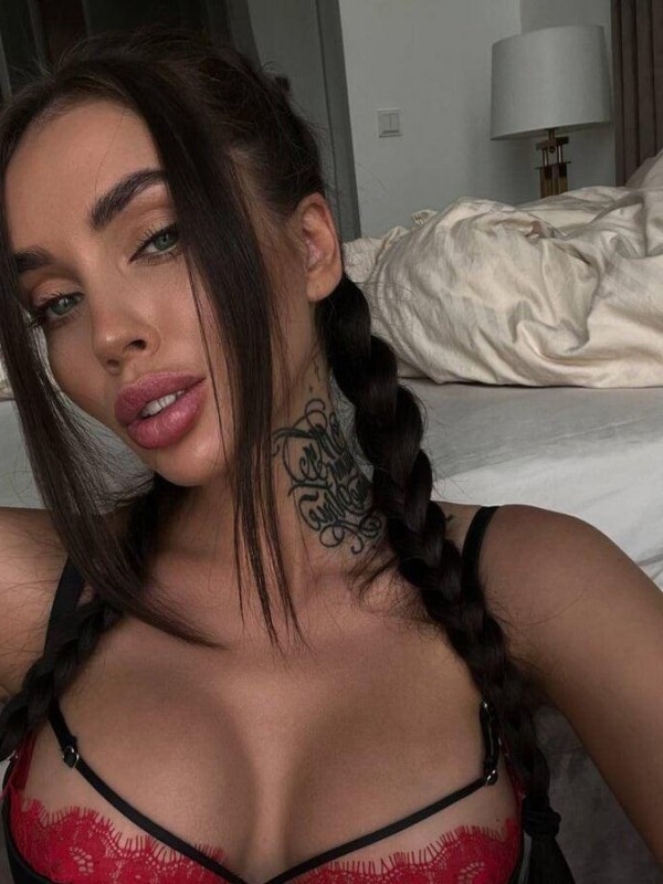 Розалия привлекательная девушка из Нурлат цена от 4000 руб